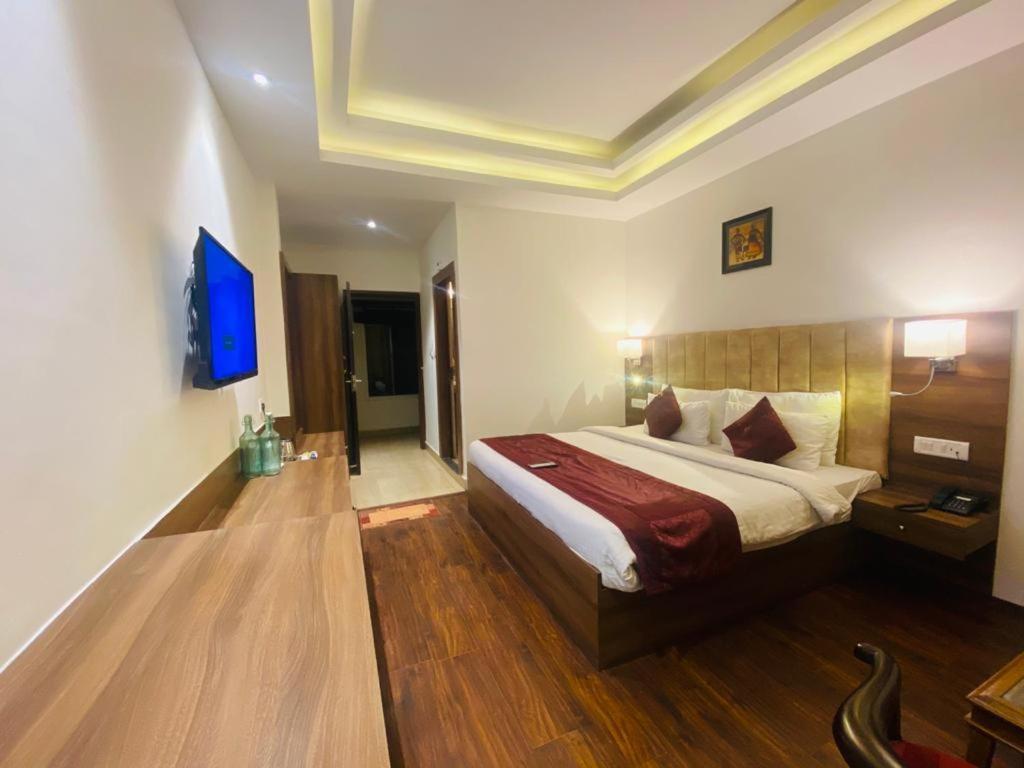 °AVISHI GREEN HOTEL MANALI (HIMACHAL PRADESH) 4* (India) | BOOKED